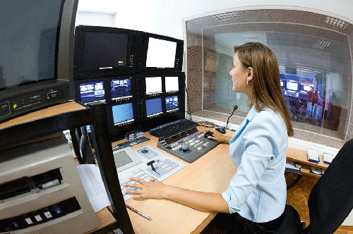 Коммутация сигналов – универсальные устройства, универсальное применение: видеозаписывающие студии, передвижные телевизионные станции